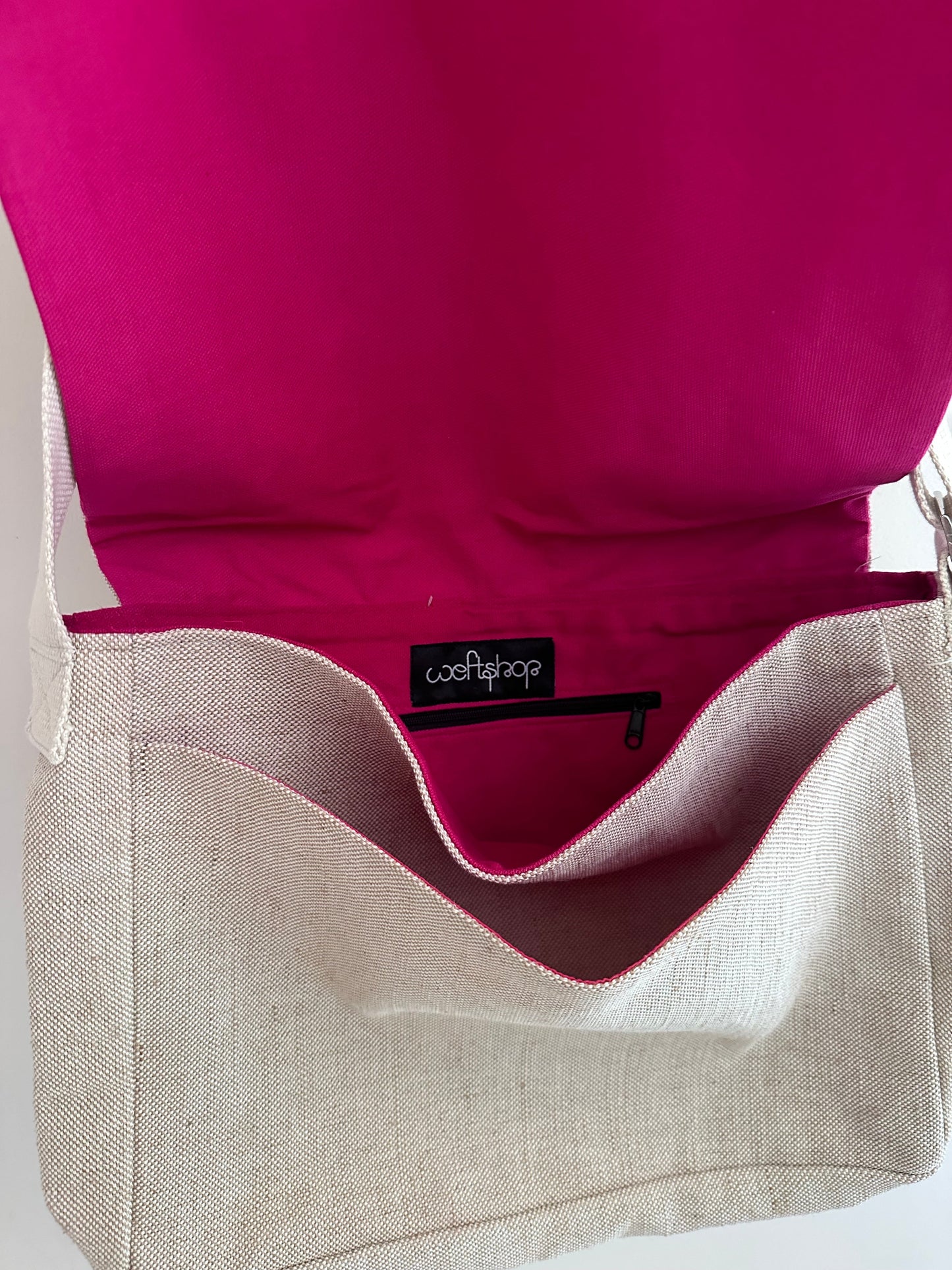 Ibis Messenger Bag in Hot Pink