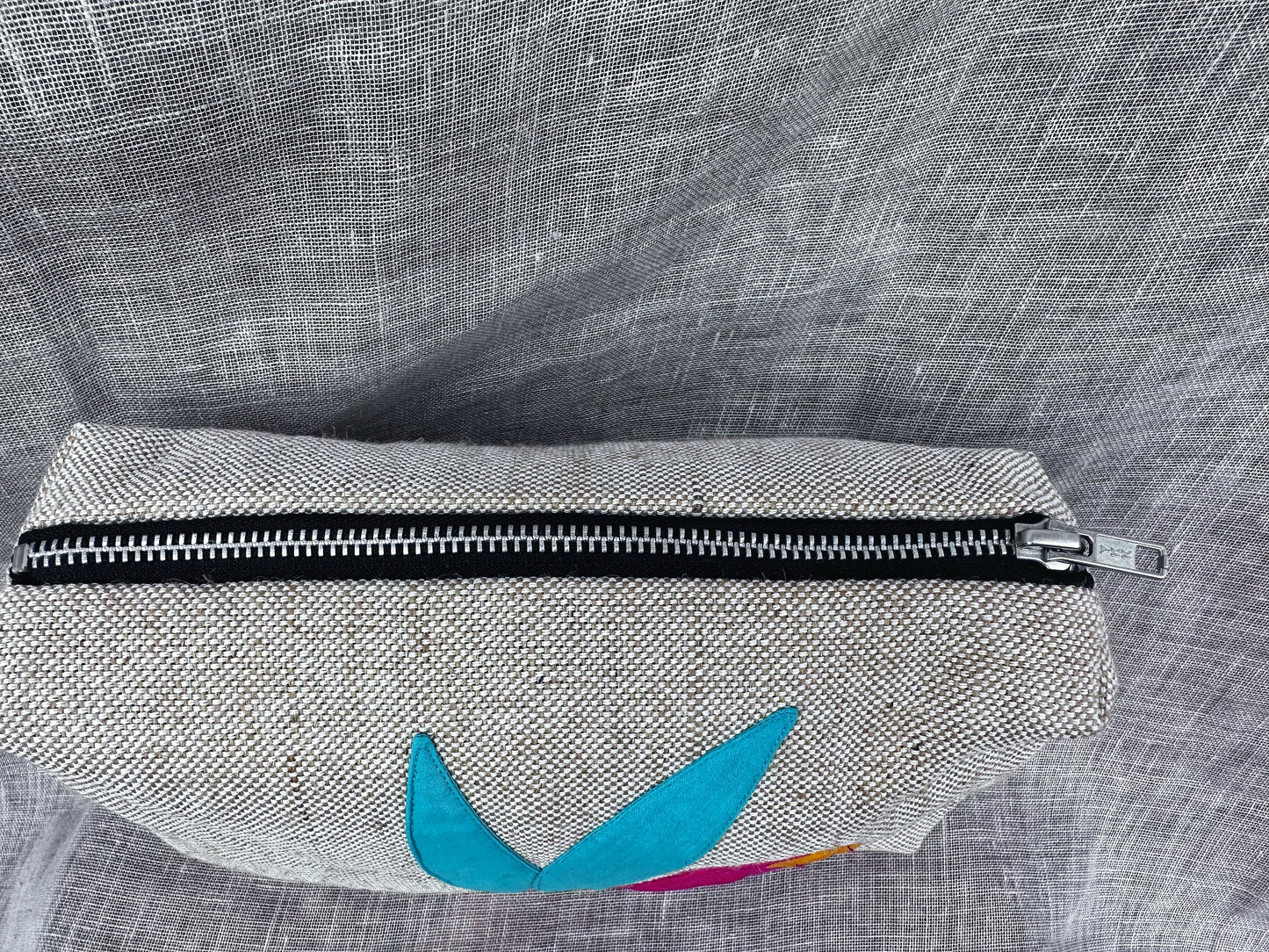 Gumnut Leaf Makeup Bag in Hot Pink