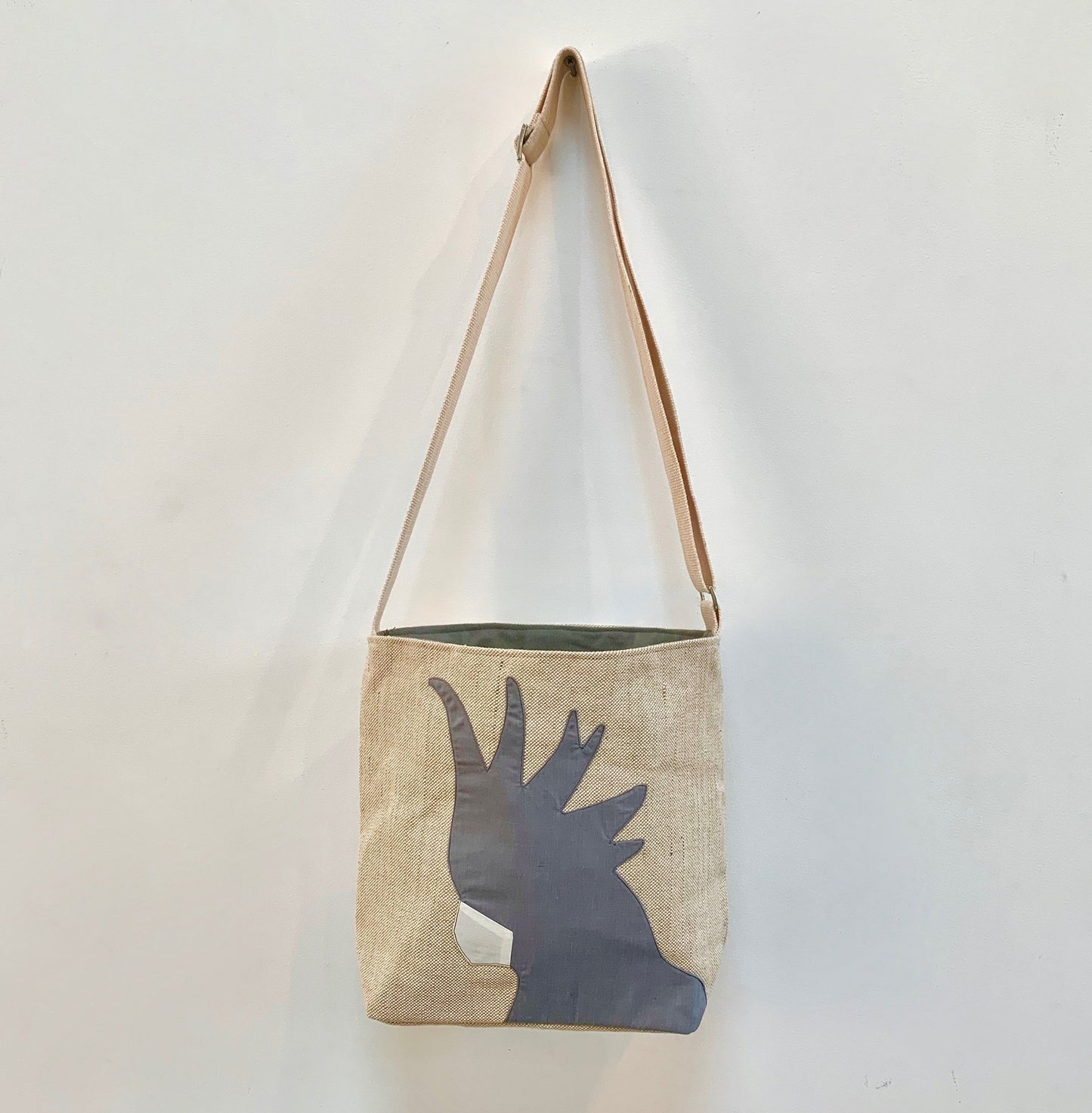 Cockatoo Crossbody Shoulder Bag in Grey