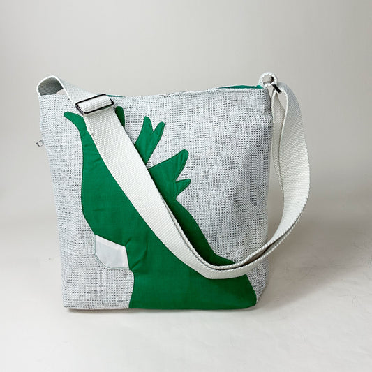 Cockatoo Crossbody Jute Shoulder Bag in Green