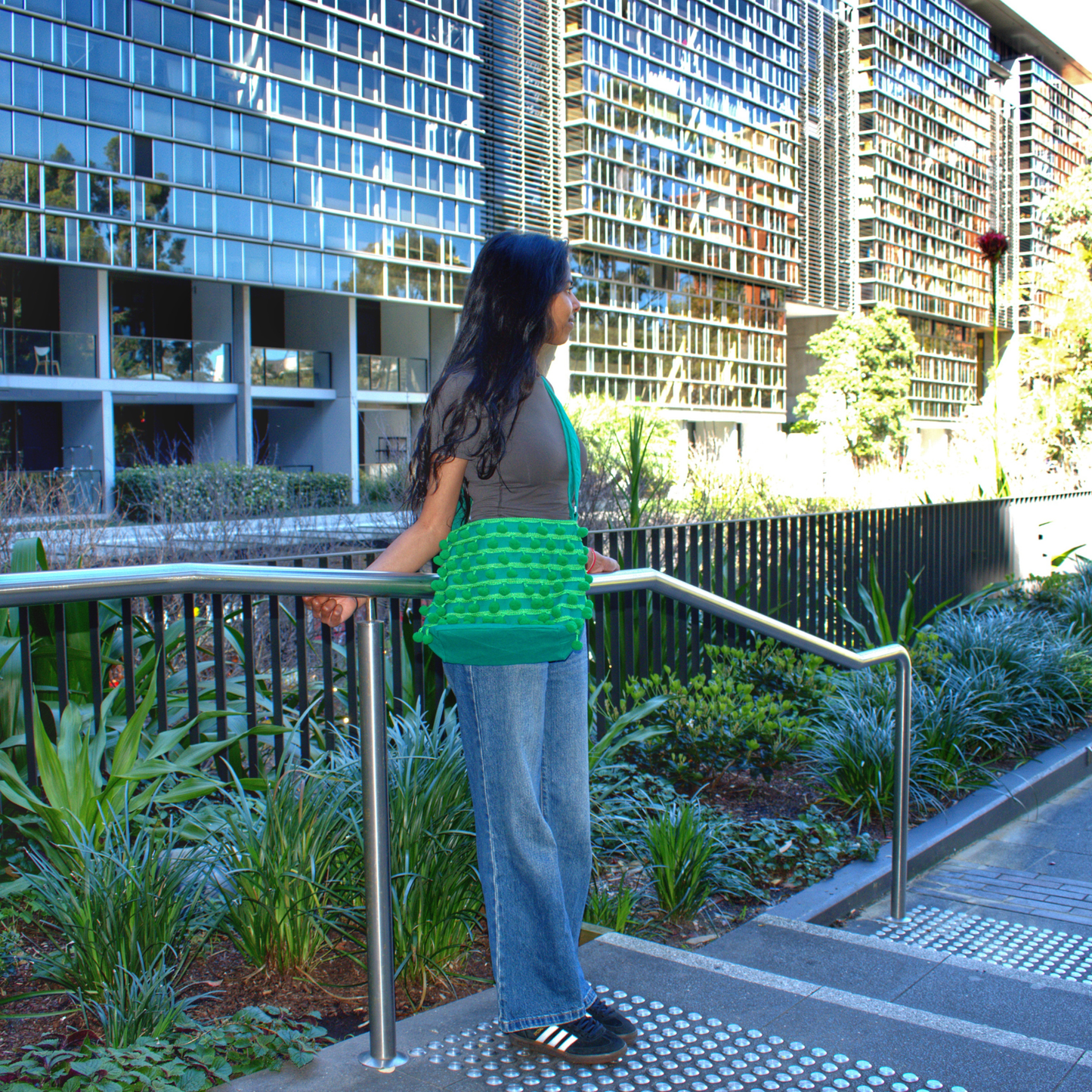 Ha Leh Handmade Pom Pom Crossbody Shoulder Bag in Green
