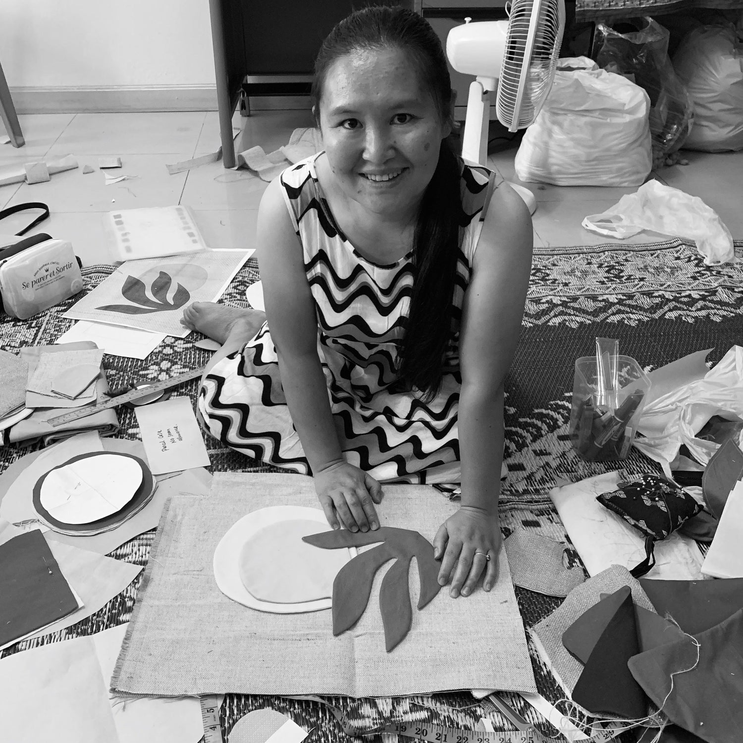 Pressing_Shapes_on_Cushions